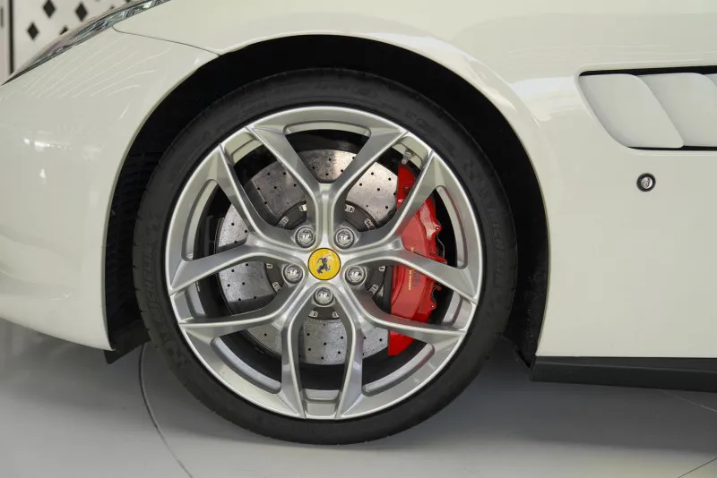 2020 Ferrari GTC4 Lusso in Dubai