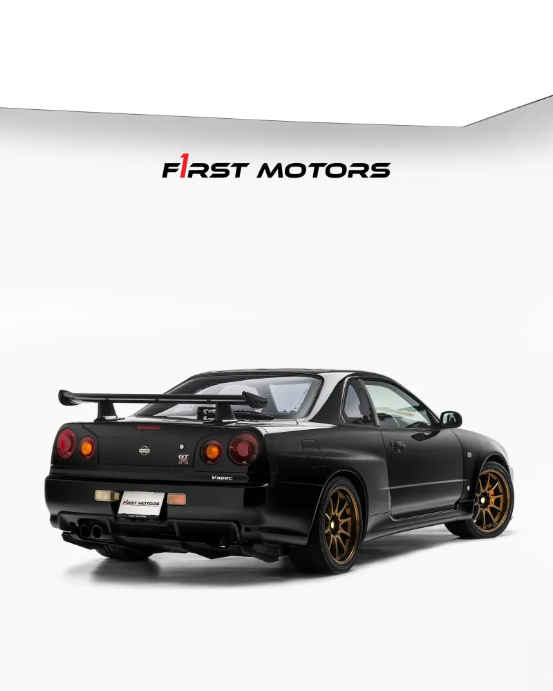 1999 Nissan SkyLine in Dubai