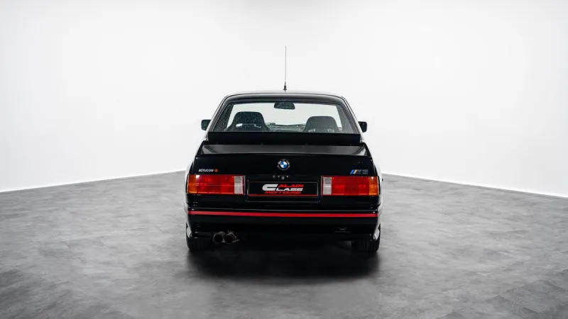 1990 BMW M5 in Dubai