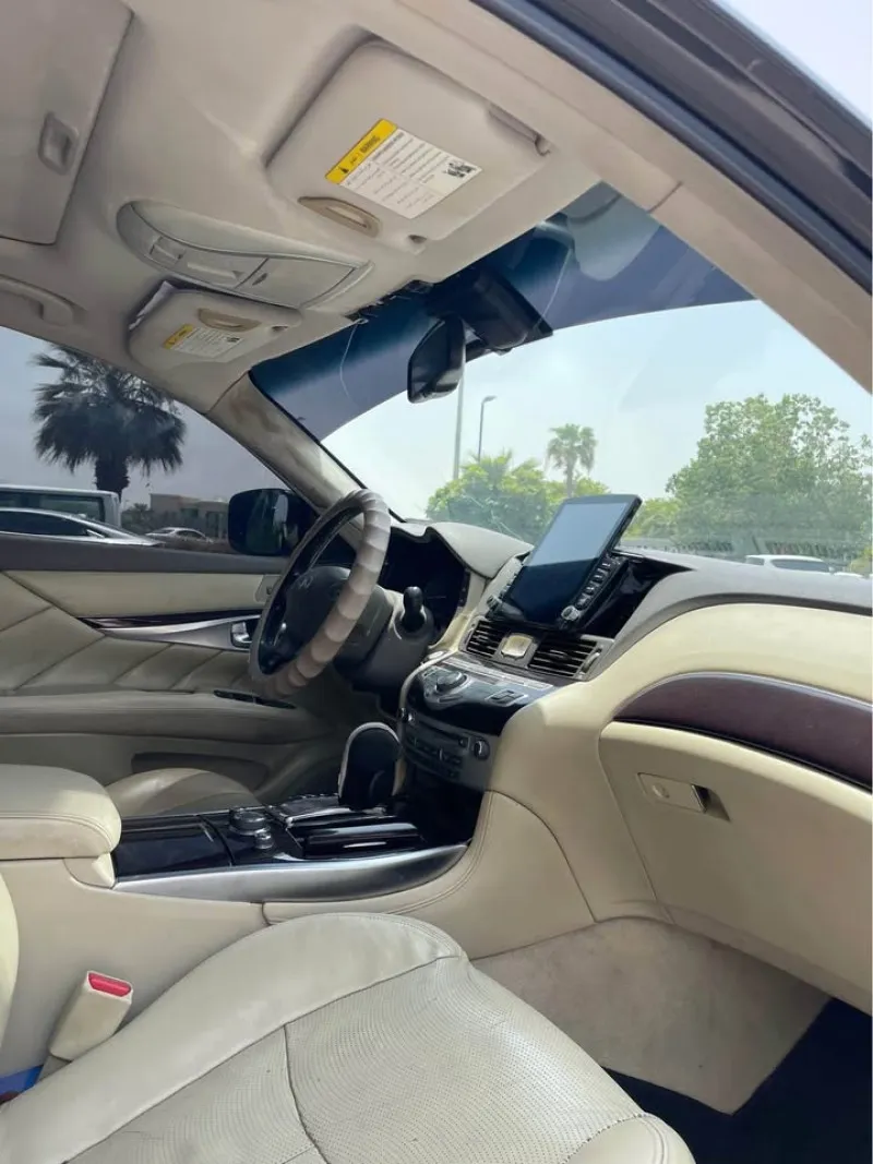 2012 Infiniti M37 in Dubai