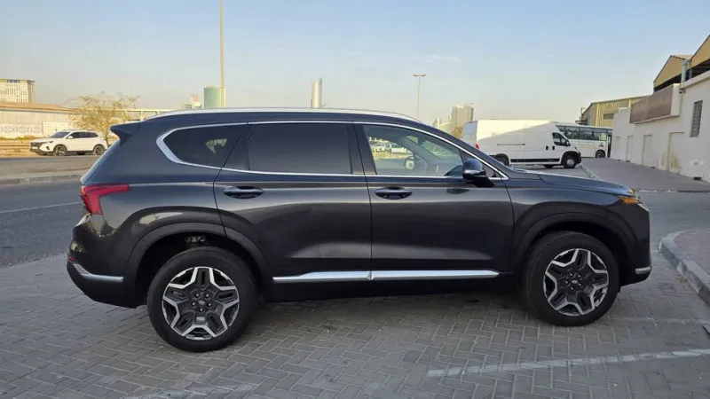 2023 Hyundai Santa Fe in Dubai
