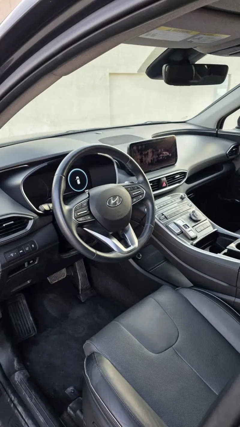 2023 Hyundai Santa Fe in Dubai