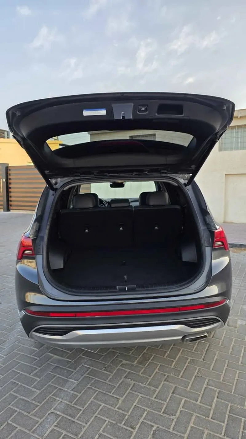 2023 Hyundai Santa Fe in Dubai