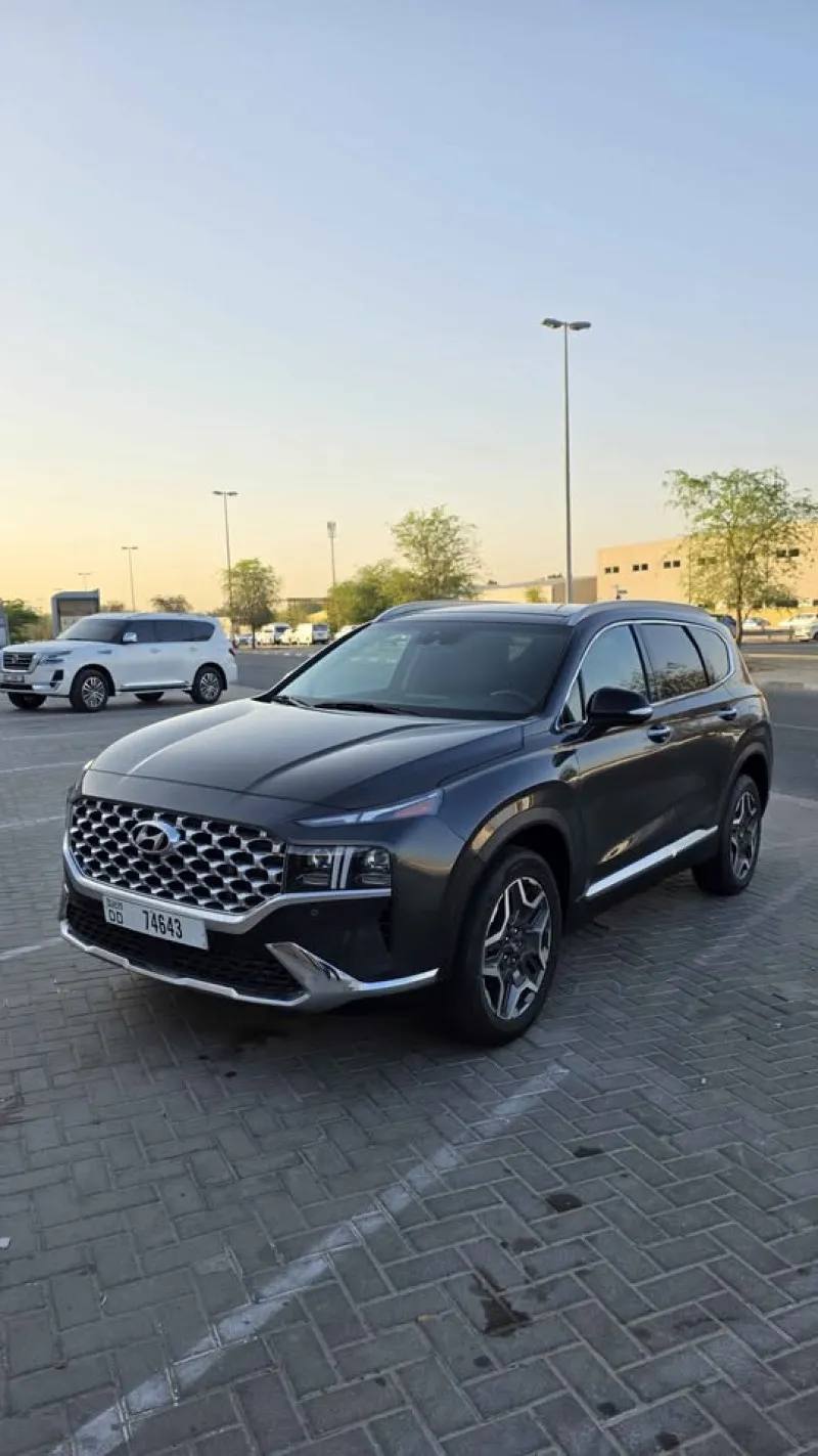 2023 Hyundai Santa Fe in Dubai