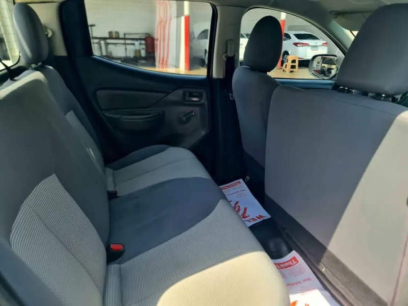 2016 Mitsubishi L200 in Dubai