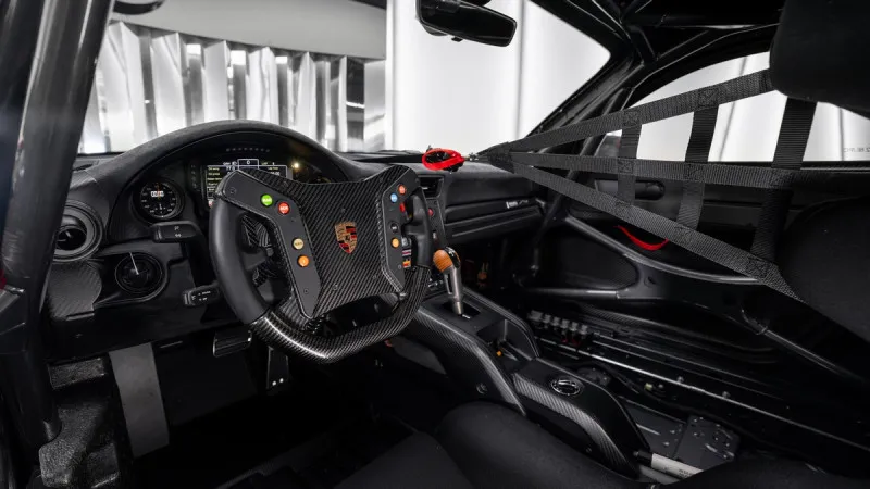 2019 Porsche 944 in Dubai