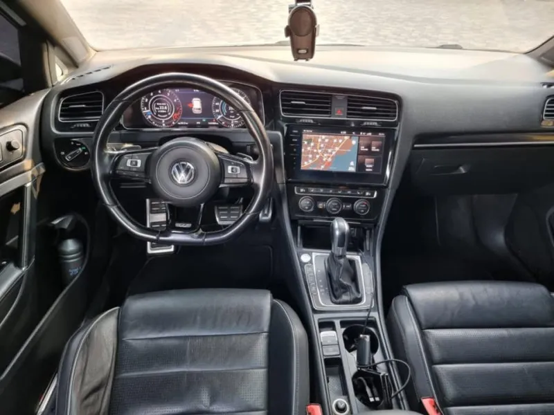 2018 Volkswagen Golf in Dubai