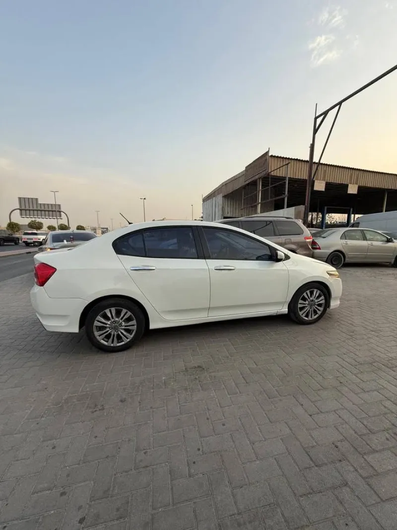 2012 Honda City in Dubai