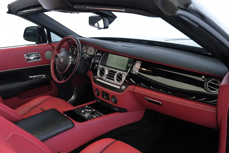 2017 Rolls Royce Dawn in Dubai