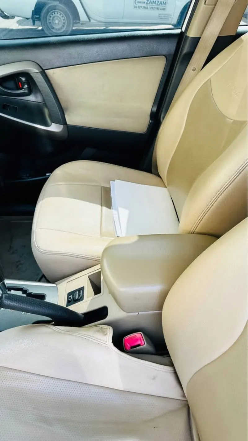 2012 Toyota Rav4 in Dubai