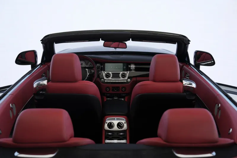 2017 Rolls Royce Dawn in Dubai