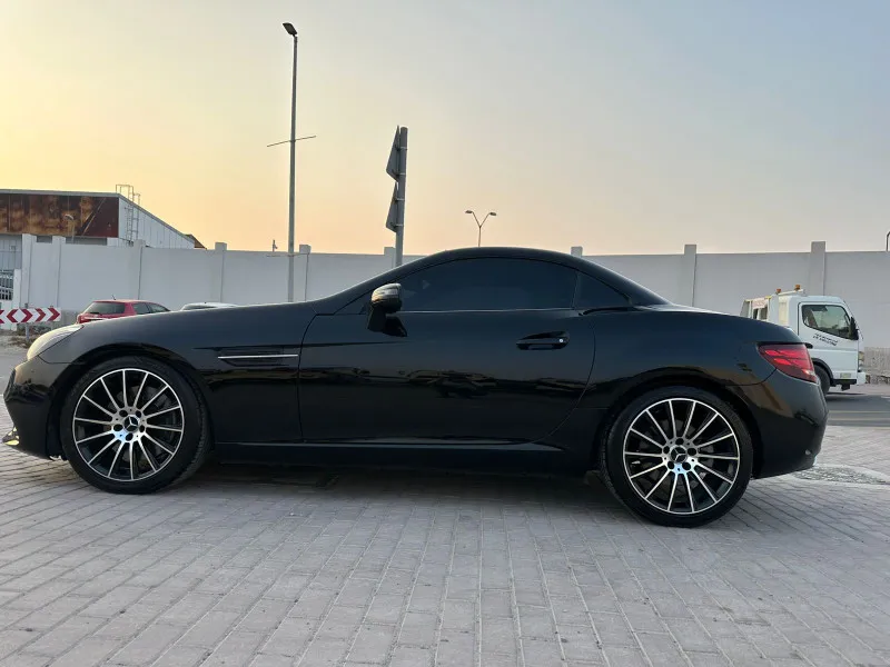2018 Mercedes-Benz SLC in Dubai