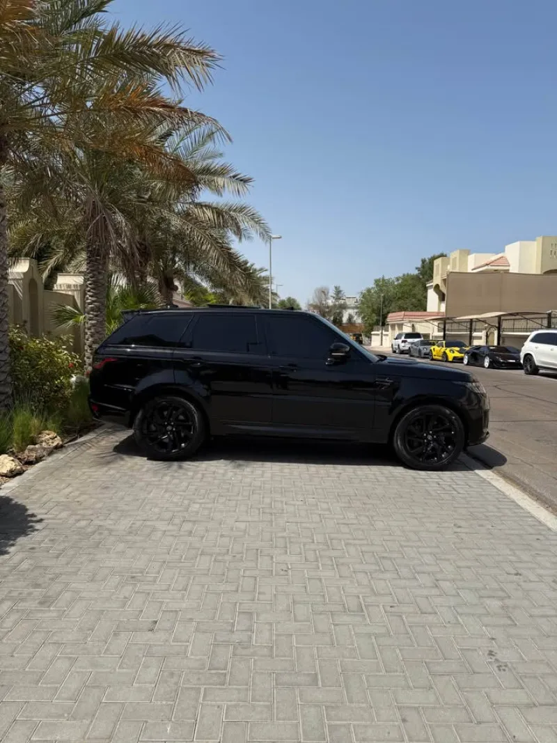 2020 لاند روفر رينج روفر سبورت in Dubai