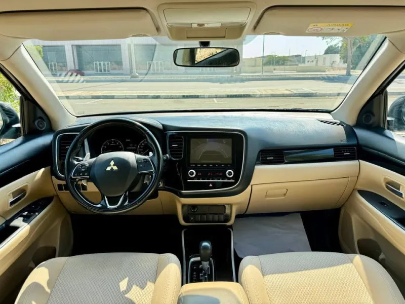 2022 Mitsubishi Outlander in Dubai