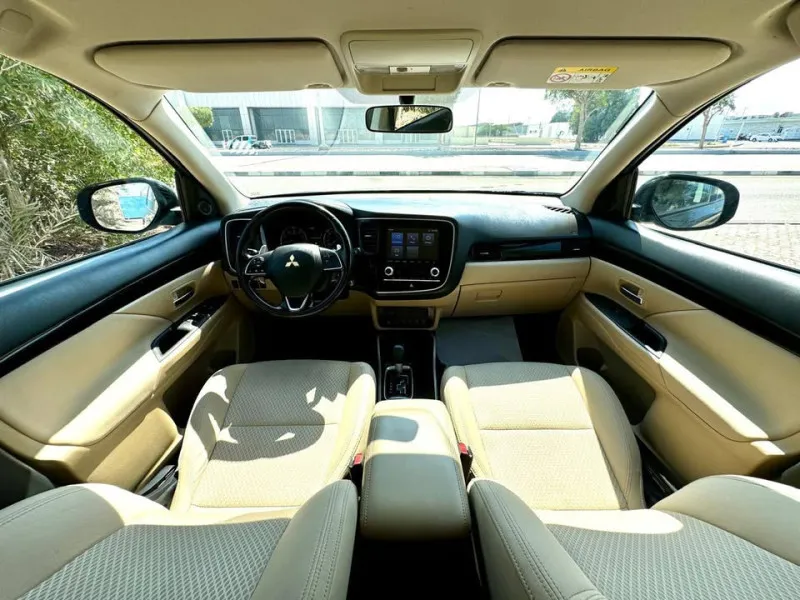 2022 Mitsubishi Outlander in Dubai