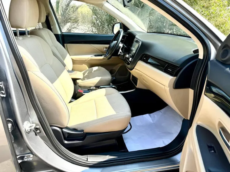 2022 Mitsubishi Outlander in Dubai
