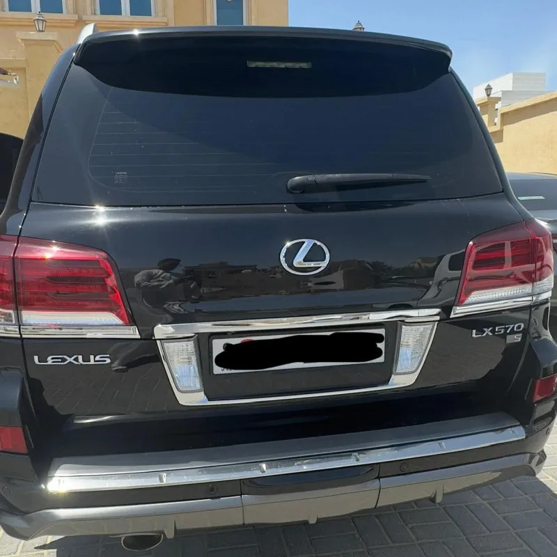2014 لكزس أل أكس ٥٧٠ in Dubai