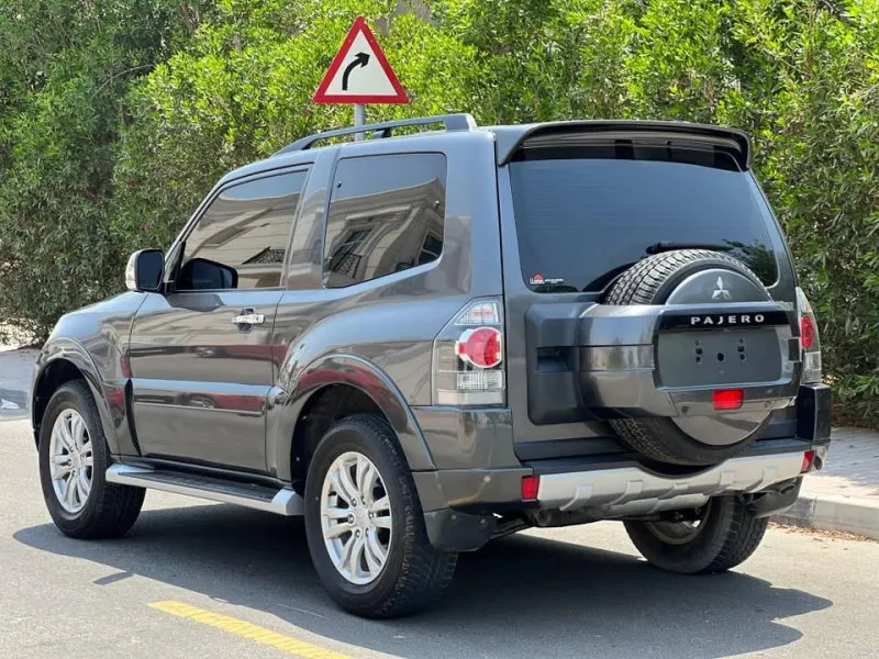 2017 Mitsubishi Pajero in Dubai