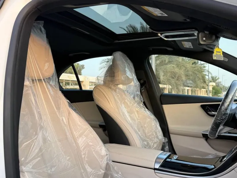 2022 مرسيدس-بنز آلفئة - C in Dubai