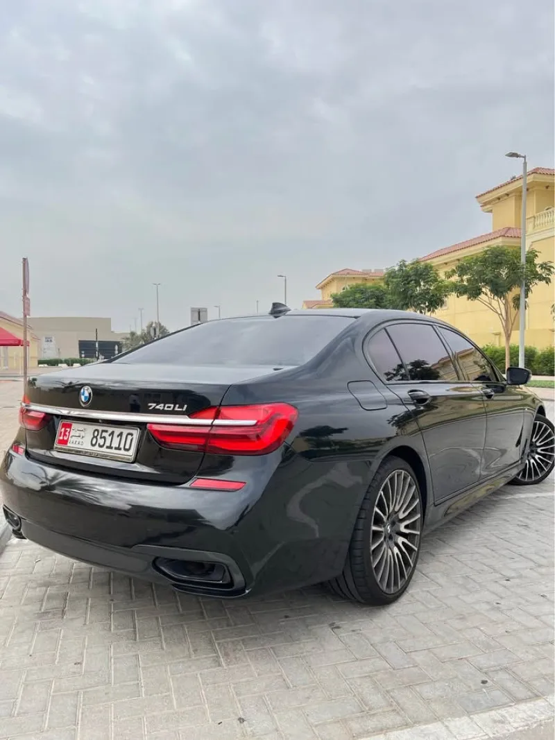 2018 بي أم دابليو الفئة - 7 in Dubai