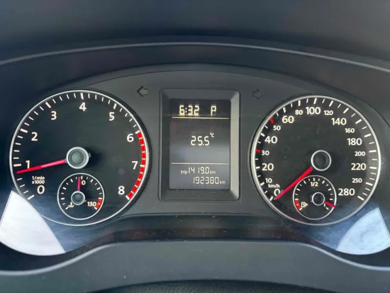 2013 فولجس فاجن جتا in Dubai