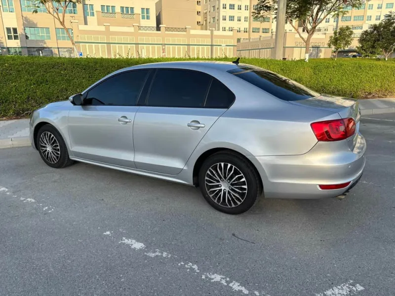 2013 فولجس فاجن جتا in Dubai