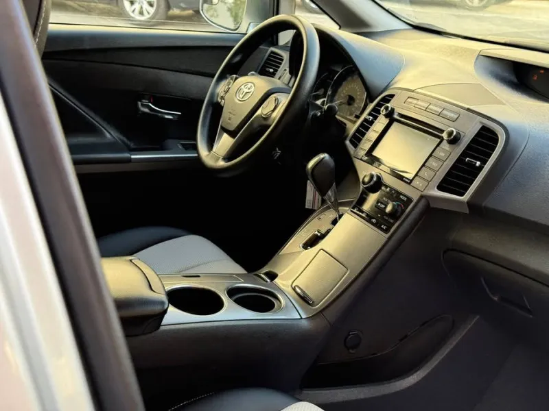 2016 Toyota Avanza in Dubai