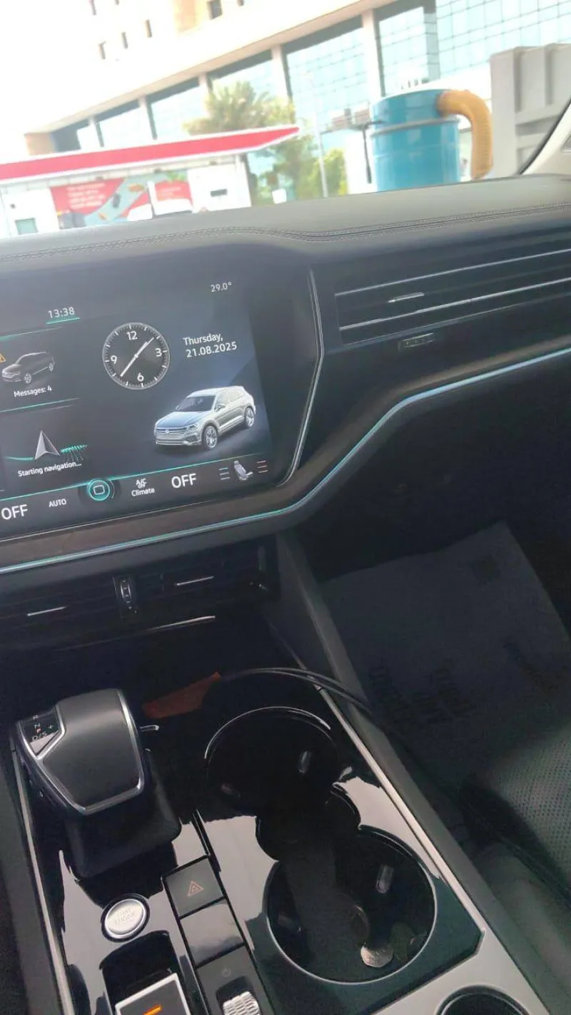 2019 Volkswagen Touareg in Dubai