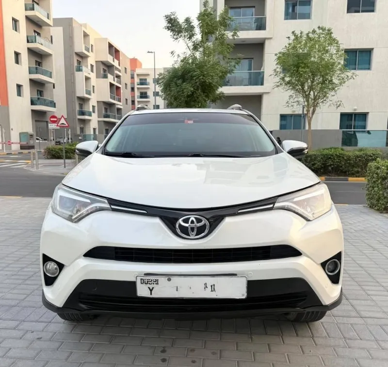 2018 تويوتا راف ٤ in Dubai