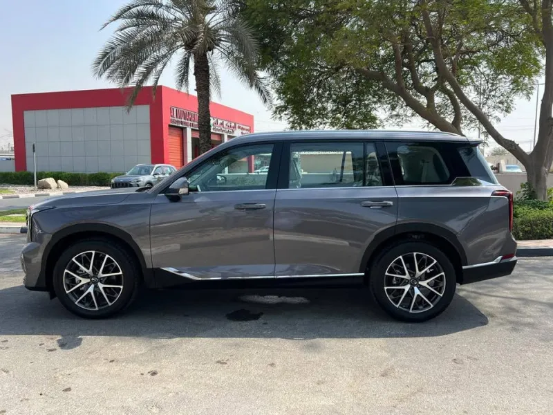 2025 جاك جي اس 8 in Dubai