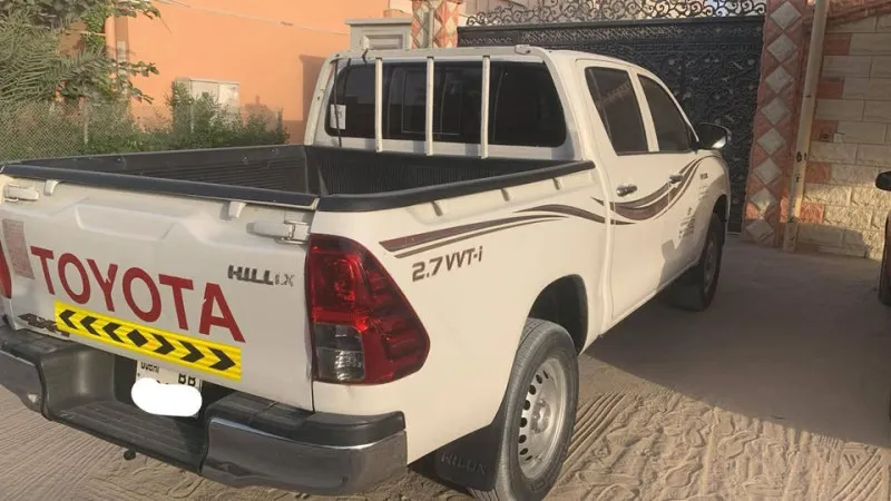 2019 Toyota Hilux in Dubai