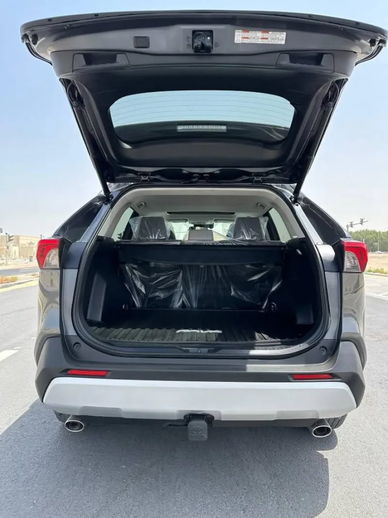 2024 Toyota Rav4 in Dubai