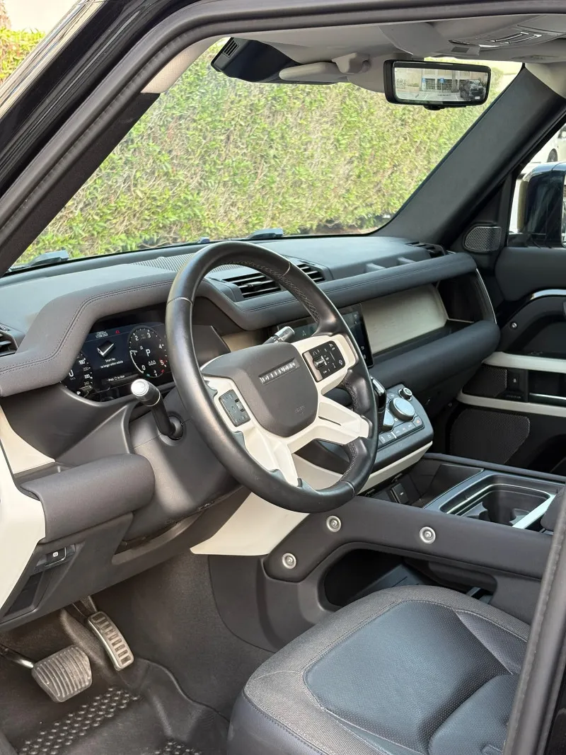 2020 Land Rover Defender in Dubai