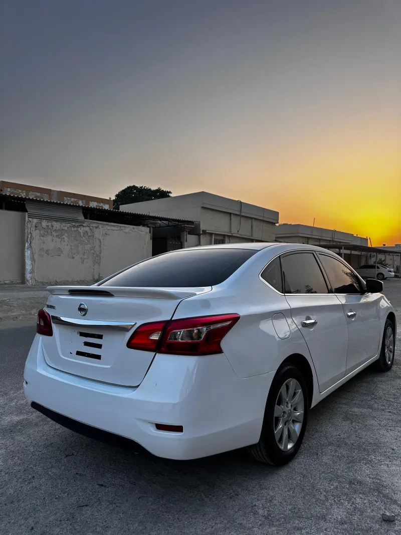 2017 Nissan Sentra in Dubai