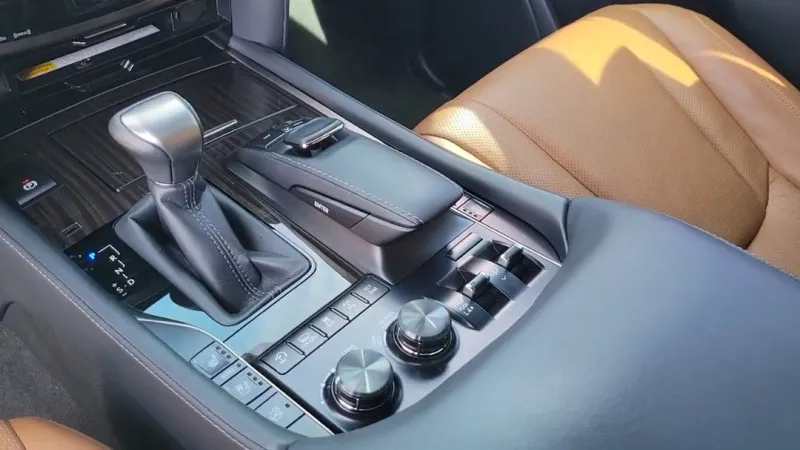 2021 Lexus LX 570 in Dubai