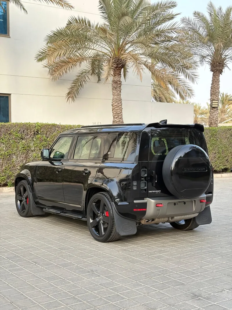 2020 Land Rover Defender in Dubai