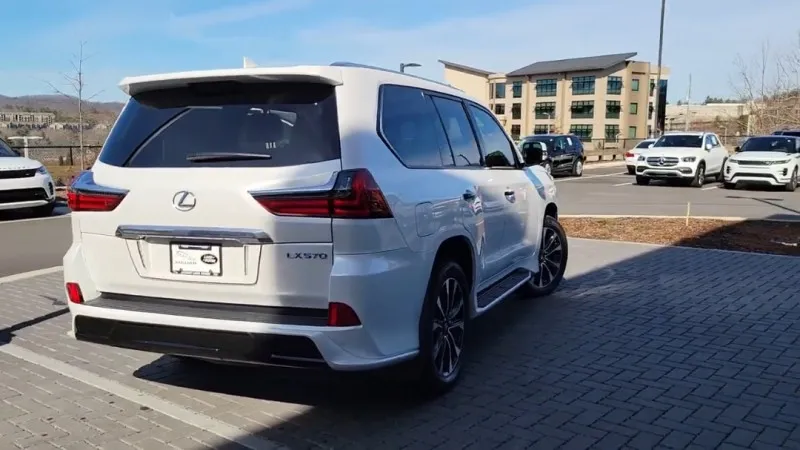 2021 Lexus LX 570 in Dubai