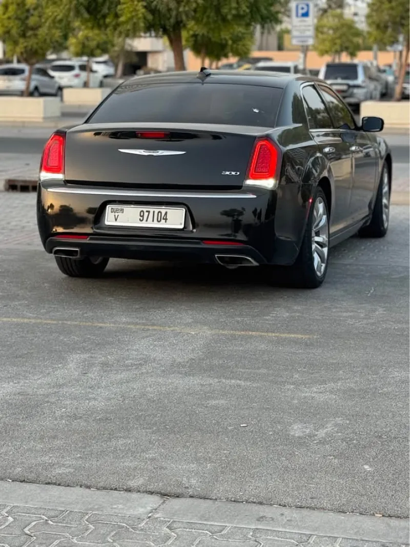 2019 كرايسلر ٣٠٠ in Dubai