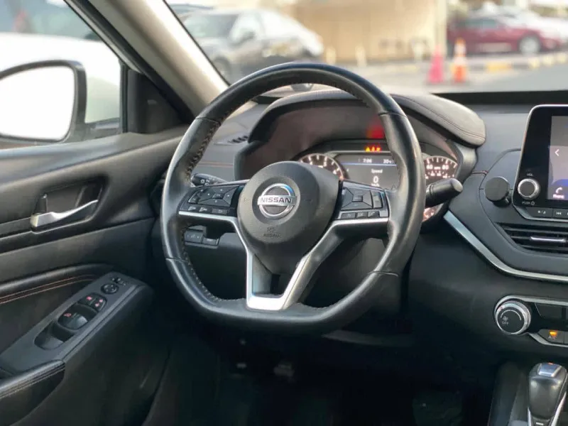 2021 Nissan Altima in Dubai