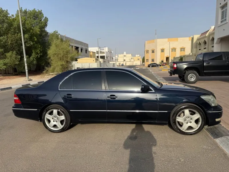 2004 Lexus LS in Dubai