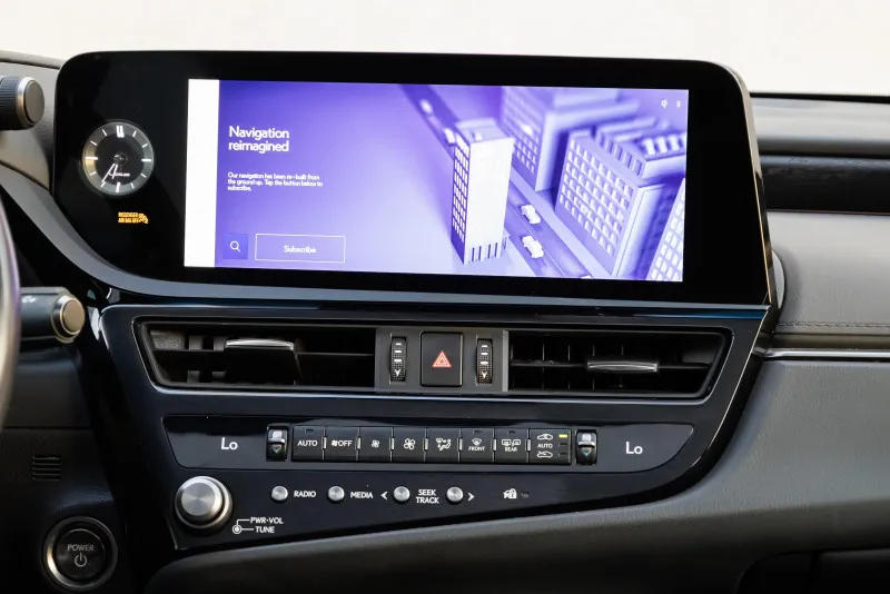 2023 Lexus ES in Dubai