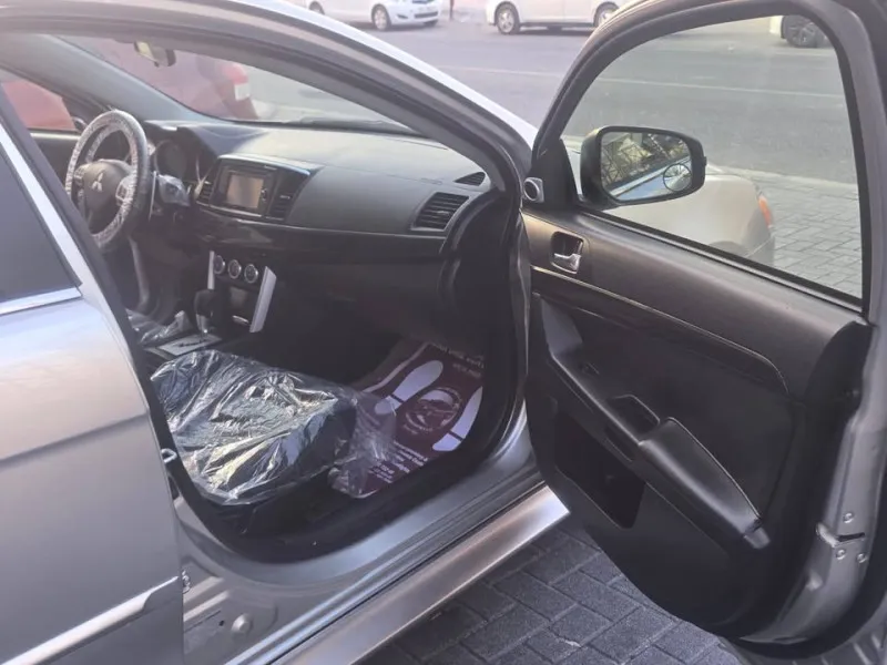 2016 Mitsubishi Lancer in Dubai