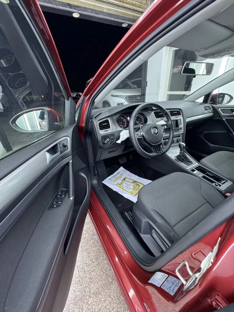 2015 Volkswagen Golf in Dubai