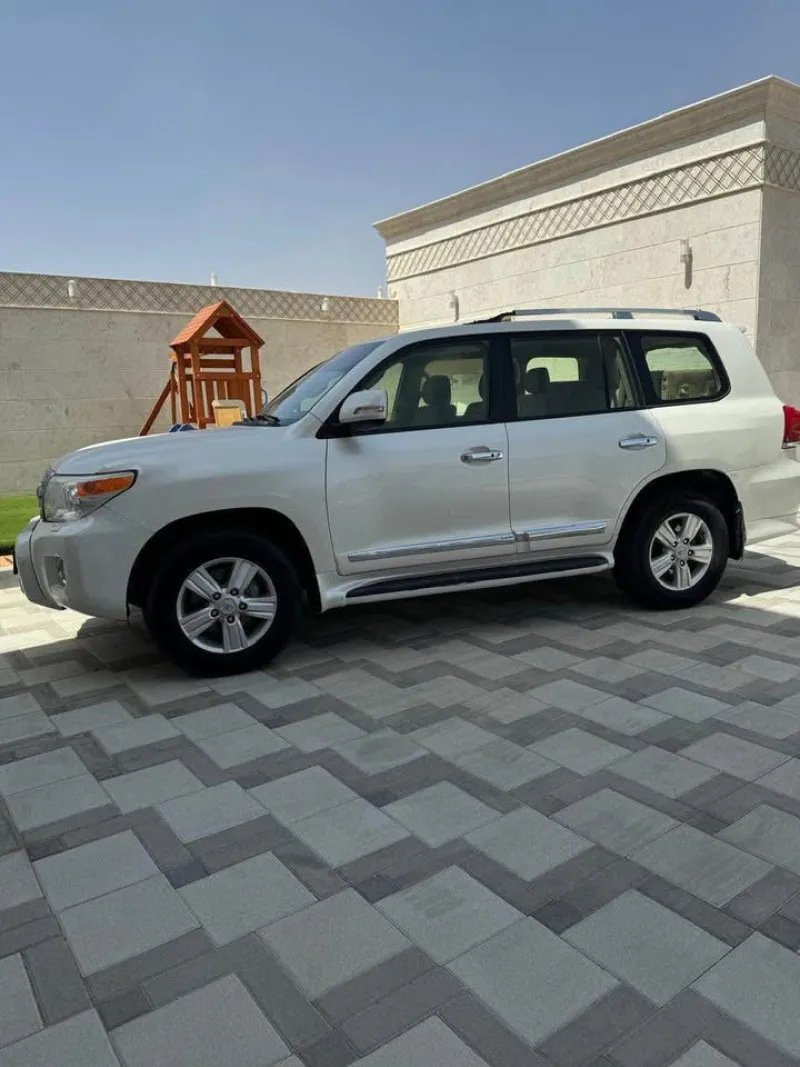 2014 Toyota Land Cruiser in Dubai