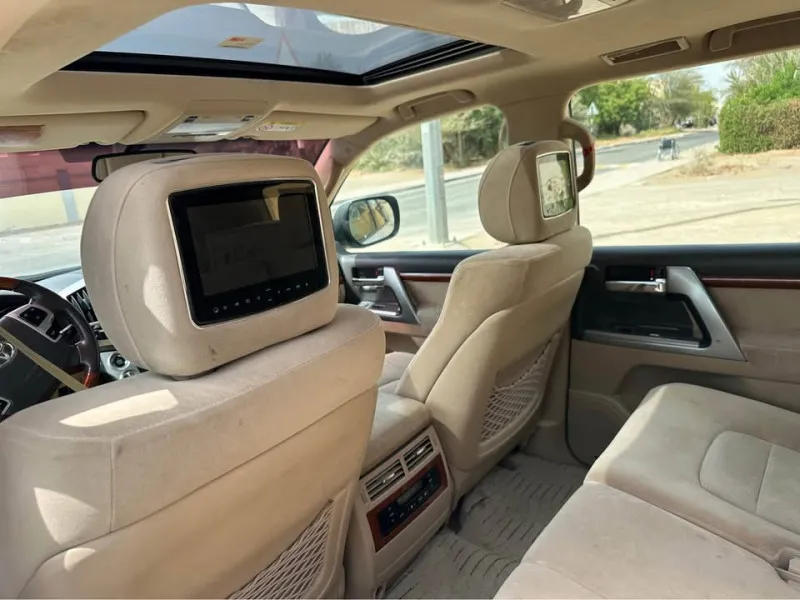 2014 Toyota Land Cruiser in Dubai