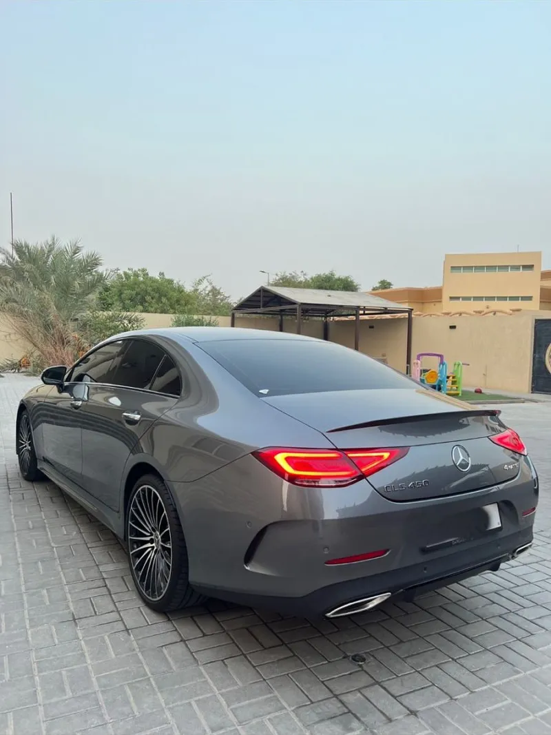 2022 مرسيدس-بنز سي ال اس in Dubai