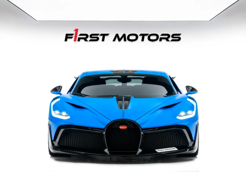 2020 Bugatti divo in Dubai