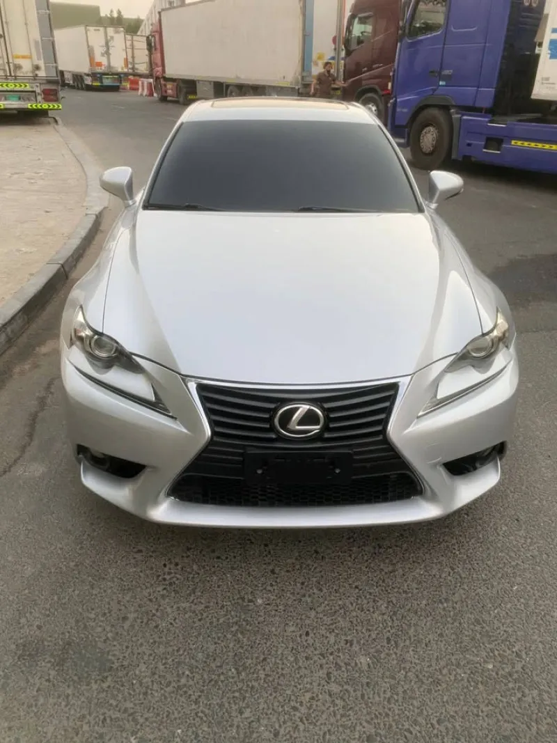 2014 Lexus IS in Dubai