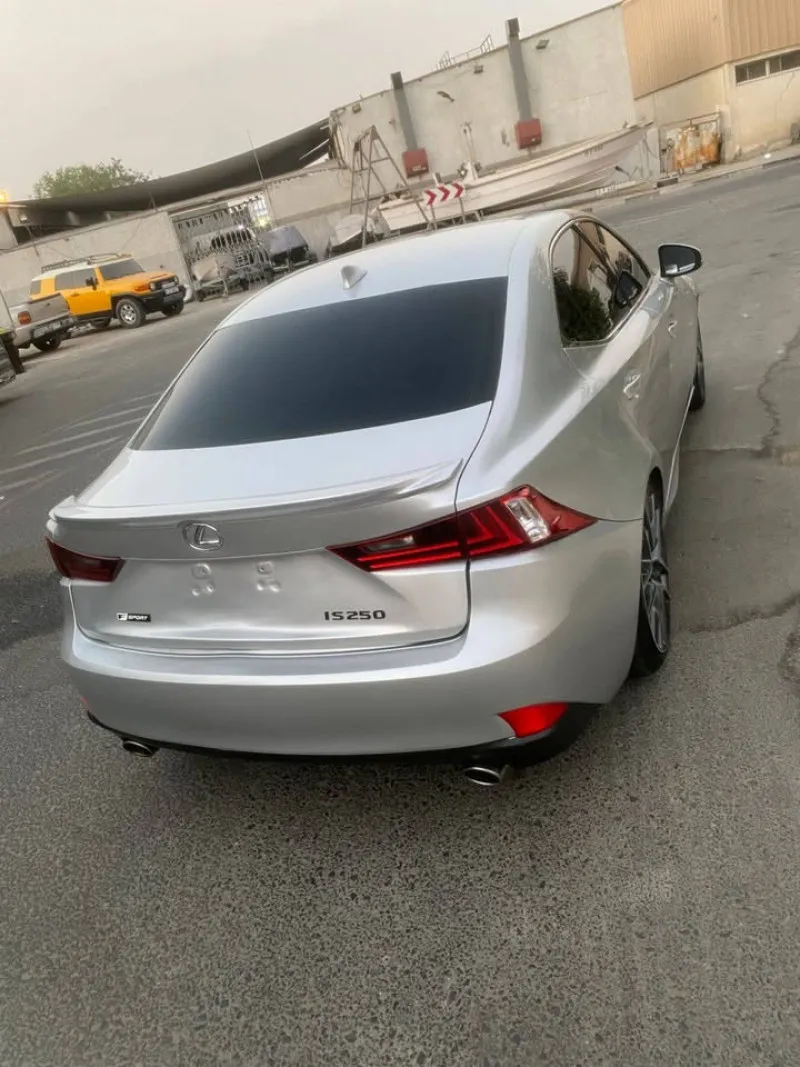 2014 Lexus IS in Dubai