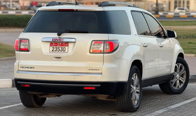 2013 GMC Acadia in Dubai